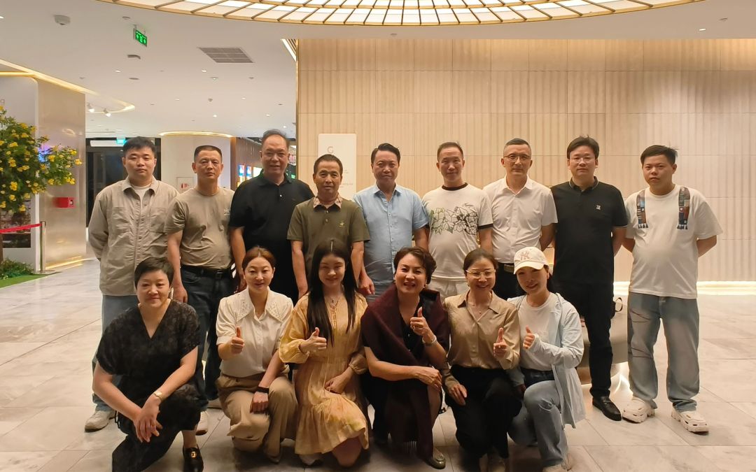 出海拓新局——时代天工随亚经协对外投资工作委员会赴越南考察签约